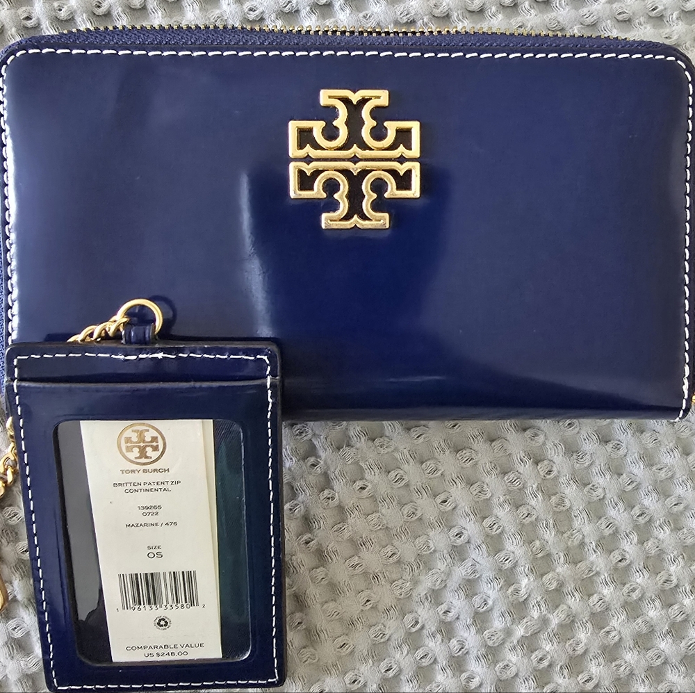 TORY BURCH BRITTEN PATENT ZIP CONTINENTAL WALLET LONG BLUE